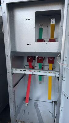 Kyn28-12/630A-4000A Indoor Armored Removable AC Metal-Enclosed Switchgear with 800mm Width